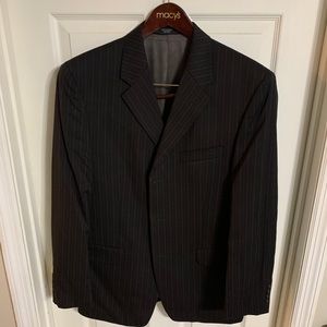 42R Jones New York suit. EUC